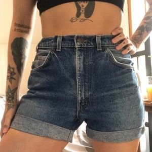 Levis handcut shorts